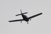 Morten 12 april 2022 - Småfly over Høyenhall, denne var rask og jeg var for sent ute