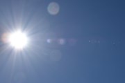Morten 15 april 2022 - LN-TTB mot solen