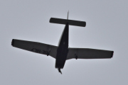 Morten 26 april 2022 - SE-MLY besøker Høyenhall, jeg vet ikke hvem som eier det enda, men det er et Piper PA-28-181 Archer III