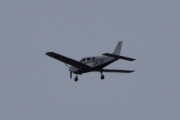 Morten 9 april 2022 - LN-IFI besøker Høyenhall, dem flyr med sitt Piper Archer III DX fra 2017 som også kan leies