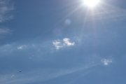 Morten 20 august 2022 - LN-NRF besøker Høyenhall, og helt til slutt så avslutter vi med solen