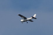 Morten 24 august 2022 - LN-MTH over Høyenhall, det er Sameiet LN-MTH som er ute med sin Cessna 172N Skyhawk fra 1979