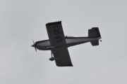 Morten 30 august 2022 - LN-DES besøker Høyenhall, blir det krangling om hvem som skal fly da?
