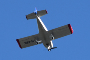 Morten 6 august 2022 - LN-ABL besøker Høyenhall, det er Sverre eller Hans som kommer med sin Van´s RV-6A