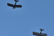 Morten  8 august 2022 - Tiger Moth besøker Høyenhall, disse flyene ble brukt av Hærens Flyvåpen fra 1933 og frem til 1940