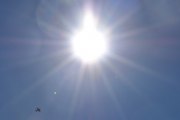 Morten 4 juni 2022 - LN-TTB og solen over Høyenhall, jeg måtte bare ha TerraTec sammen med solen