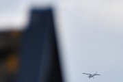 Morten 18 juli 2022 - Cessna over Høyenhall, disse bildene skal jeg slutte med, dessuten var det ingen fugl på taket heller