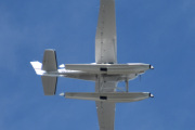 Morten 19 august 2022 - N3547T besøker Høyenhall, da sier vi at dette er en Cessna T206H Turbo Stationair fra 2001