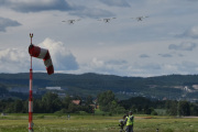 Morten 19 juni 2022 - Tre Grasshopper over Kjeller flyplass, det er LN-SAI Piper Aircraft L-4J, LN-MAV Piper Aircraft J3C-65, og LN-RAP Piper Aircraft L-4J