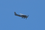 Morten 20 august 2022 - LN-NRF over Høyenhall, ikke bare det, litt lenger borte fløy Nedre Romerike Flyklubb med sin Cessna 172 Skyhawk