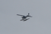 Morten 24 juli 2022 - Sjøfly over Høyenhall, den oppdaget jeg for sent, kanskje det er en Cessna