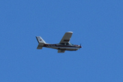 Morten 28 juli 2022 - LN-NAE over Høyenhall, det er Sameiet LN-NAE som kommer med sitt Cessna 177RG fra 1976