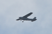 Morten 11 september 2022 - LN-NRF over Høyenhall, det er Nedre Romerike Flyklubb som er ute med sin Cessna 172 Skyhawk