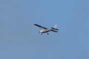 Morten 19 november 2022 - LN-AGW over Høyenhall, det er Gardermoen Flyklubb som er ute med sin Cessna 172S Skyhawk