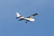 Morten 28 august 2022 - LN-NRO over Høyenhall, det er Nedre Romerike Flyklubb som er ute med sin Cessna 172 Skyhawk