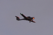 Morten 11 februar 2022 - Diamond DA-40NG over Høyenhall på kvelden
