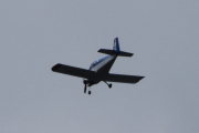 Morten 10 juli 2022 - LN-ABL besøker Høyenhall, det er Sverre eller Hans som kommer med sin Van´s RV-6A fra 2008