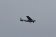 Morten 9 juli 2022 - LN-NRF over Høyenhall, det er Nedre Romerike Flyklubb som er ute med sin Cessna 172 Skyhawk