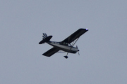 Morten 20 juni 2022 - LN-SDB besøker Høyenhall om morgenen, det er Bergen Aero Klubb som kommer med sin Super Decathlon fra 2008
