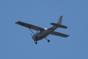 Morten 29 juni 2022 - LN-FAW besøker Høyenhall, det er Follo Flyklubb som kommer med sin Reims-Cessna F172N fra 1978