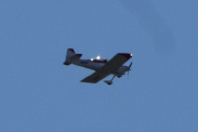 Morten 8 mai 2022 - Småfly over Høyenhall, det kan jo ikke være et Van's (EX) RV-7 eller...