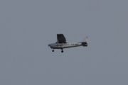 Morten 1 mai 2022 - LN-NRF over Høyenhall, det er Nedre Romerike Flyklubb som er ute med sitt Cessna 172 Skyhawk