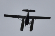 Morten 15 mai 2022 - LN-BGO besøker Høyenhall, men det er et Cessna A185F Skywagon som gutta eier