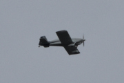 Morten 15 mai 2022 - Van's RV-6 over Høyenhall, enten så bommer jeg, eller så kommer han eller hun nærmere neste gang