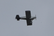 Morten 15 mai 2022 - Van's RV-6 over Høyenhall, dette er nemlig en bevist handling - på avstand