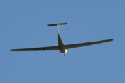 Morten 1 september 2022 - LN-GMR over Høyenhall, og dem kom i sin Valentin Taifun 17E fra 1985