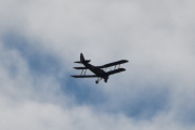 Morten 30 september 2022 - Dobbeltdekker over Høyenhall, kanskje Tiger Moth 127...