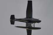 Morten 7 september 2022 - LN-BGO besøker Høyenhall, legger seg perfekt i posisjon med sitt fly som er en Cessna A185F Skywagon fra 1974