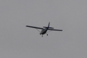 Morten 8 september 2022 - Cessna over Høyenhall, her kom jeg for sent ut, men statistisk og sannsynligvis er det LN-NPK