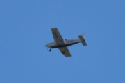 Morten 18 august 2023 - LN-IFI enda en gang over Høyenhall, hvor mange Piper jeg har fra før 1960? Jeg har 6 av dem nå, Piper PA-19 Super Cub og Piper L-4J Grasshopper - likt fordelt