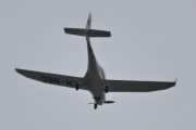 Morten 18 august 2023 - LN-NRC over Høyenhall, jeg har fulgt deg siden 2018 og har funnet 56 bilder av deg nå. Jeg ser at jeg i 2019 skrev et morsomt småfly, jeg visste ikke bedre da