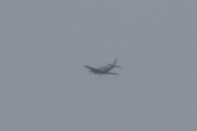 Morten 19 august 2023 - Småfly over Høyenhall, den har to propeller, men er alt for langt borte