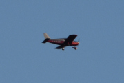 Morten 21 august 2023 - LN-ACS over Høyenhall, enda verre blir det når jeg søker her inne på Piper PA-28-140 og Piper PA-32-301XTC Saratoga - da ble det mange treff. Men nå kommer det et annet fly, og jeg klarte ikke å få dere i samme bilde