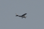 Morten 22 august 2023 - LN-NRF over Høyenhall, det er Nedre Romerike flyklubb som er ute med sin Cessna 172 Skyhawk fra 2006