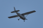 Morten 28 august 2023 - LN-NRO over Høyenhall, det er Nedre Romerike flyklubb som er ute med sin Cessna 172 Skyhawk og skal utdanne en pilot