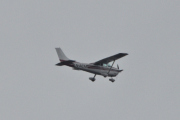 Morten 29 august 2023 - LN-ACM over Høyenhall, den har jeg ikke tatt bilde av før. Det er Safecon som er ute med sin Reims-Cessna 182Q fra 1980. Da er vi oppe i 39 forskjellige Cessna fly nå, og jeg tror at 5 av dem er laget i Reims