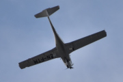 Morten 31 august 2023 - LN-FTM besøker Høyenhall, det er Oslo Flyveklubb som kommer med sin Diamond DA-40 NG som heter Mike og er fra 2015