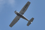 Morten 26 juli 2023 - LN-AGM besøker Høyenhall, det er Gardermoen Flyklubb som kommer med sin Cessna 172S Skyhawk SP fra 2004