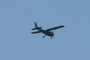Morten 26 juni 2023 - Cessna over Høyenhall, det er nok Nedre Romerike Flyklubb som er ute