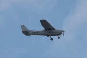 Morten 26 juni 2023 - LN-NRF over Høyenhall, det er Nedre Romerike Flyklubb som er ute med sin Cessna 172 Skyhawk