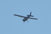 Morten 27 juni 2023 - Cessna over Høyenhall, nå skal jeg ikke si noe, det er nemlig to som ligner på hverandre