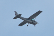 Morten 27 juni 2023 - LN-MTH over Høyenhall, det er Sameiet LN-MTH som er ute med sin Cessna 172N Skyhawk 100 II. Det var et besøk dette også...