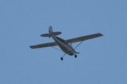 Morten 29 juli 2023 - LN-BDO over Høyenhall, det er Gaute som kommer med sin Cessna 170B fra 1956
