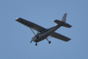 Morten 5 juli 2023 - LN-MTH over Høyenhall, det er Sameiet LN-MTH som er ute med sin Cessna 172N Skyhawk 100 II fra 1979