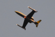 Morten 17 oktober 2023 - Jetfly over Høyenhall på kvelden, kan det være en Learjet 24?