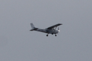 Morten 23 april 2024 - LN-TFK over Høyenhall, det er Tønsberg Flyveklubb som er ute med sin Cessna 172SP Skyhawk fra 2004. Du snakker, den har jeg fløyet i og så var den ikke registrert